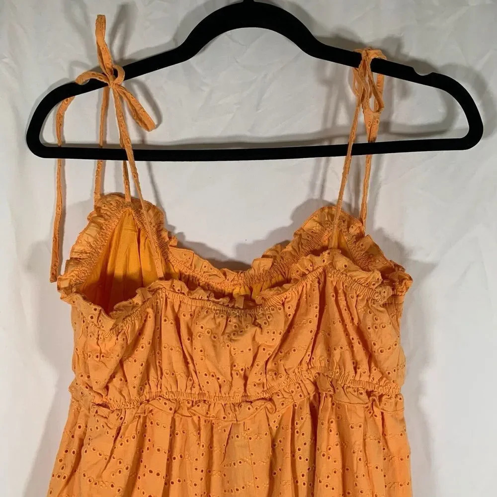 Le Lis Dress Women’s Medium Orange Eyelet Mini Dress NWT Cotton Blend - Picture 10 of 10